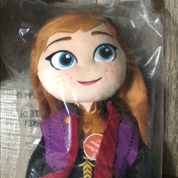 Disney Frozen 2 Singing Anna Plush - Picture 2 of 4